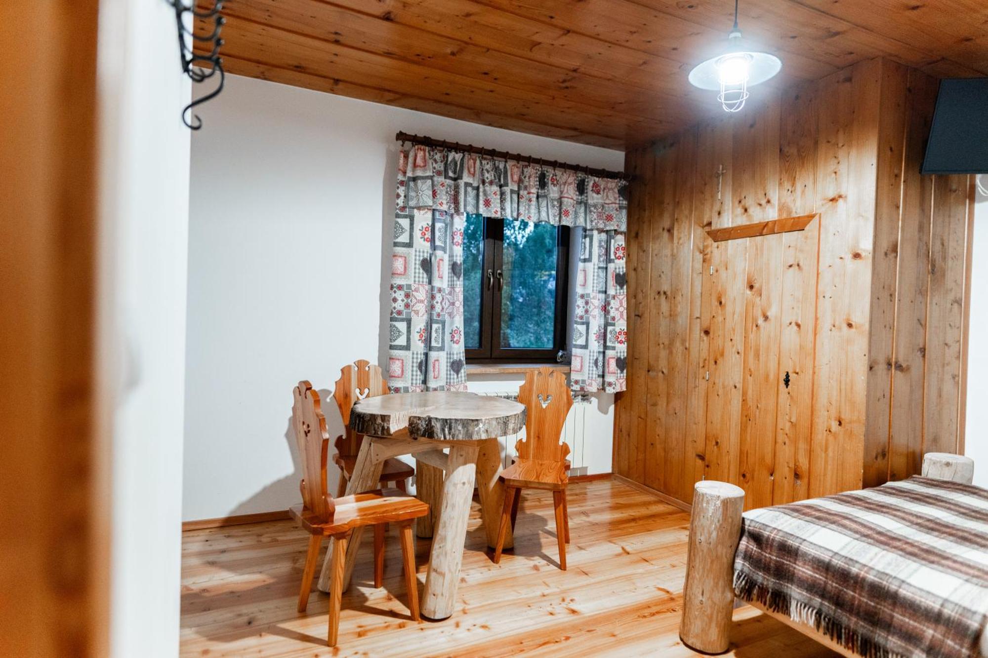 Appartement Ku Sosnie à Bukowina Tatrzańska Extérieur photo