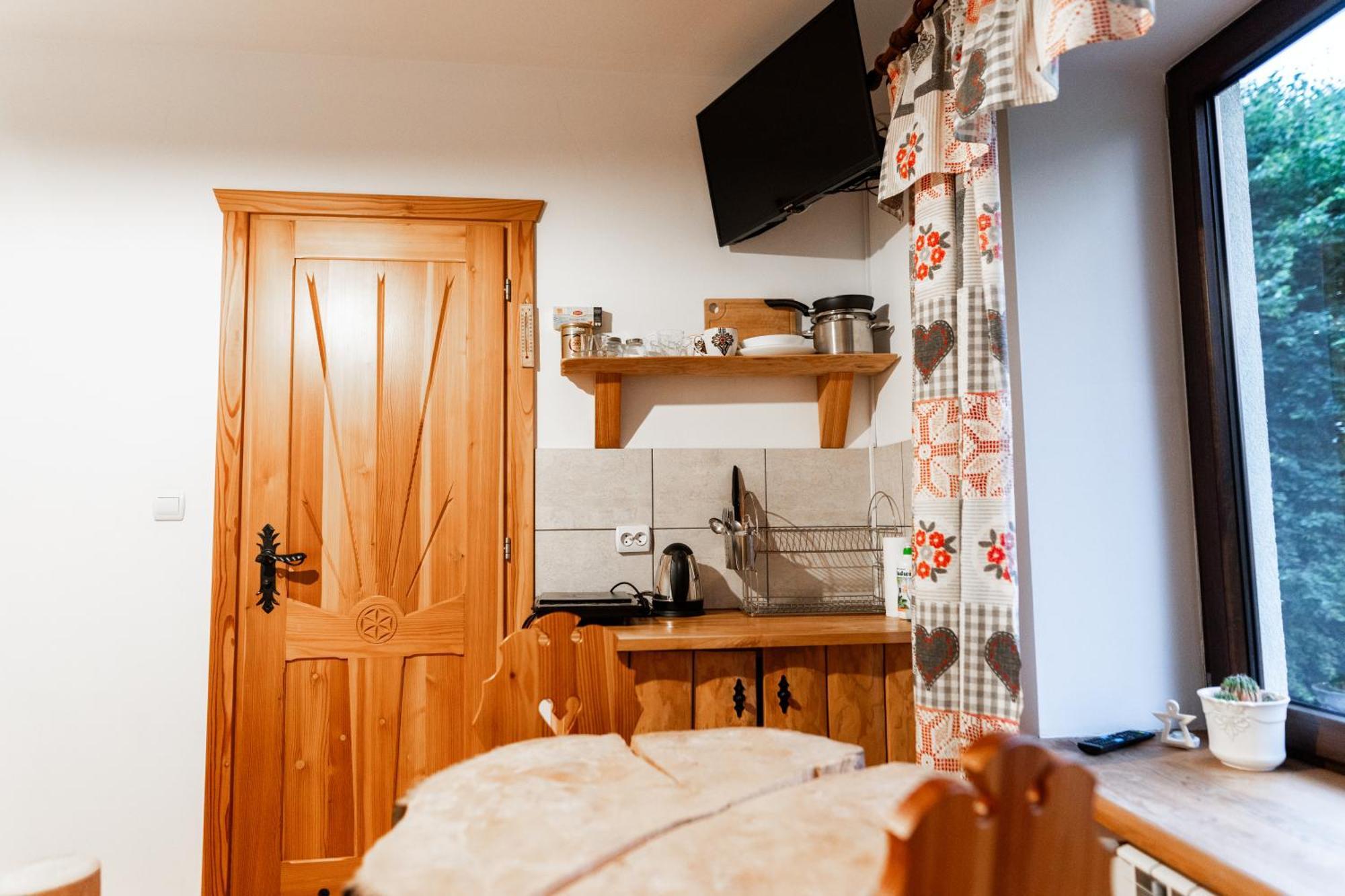Appartement Ku Sosnie à Bukowina Tatrzańska Extérieur photo